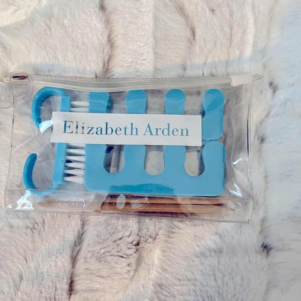 Nail kit